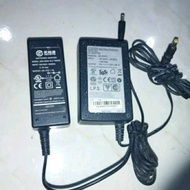 Adaptor 15 volt 1.5 /2 ampere
