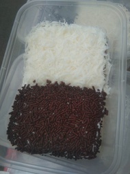 bolu kukus keju dan coklat meses box 500 ml