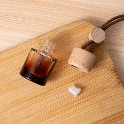 1Pcs 8ml Car Essential Oil Diffuser Fragrance Air Freshener Scent Perfume Bottle Ornament Small Roun