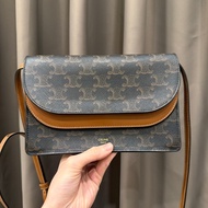 Celine PVC咖牛皮斜背WOC