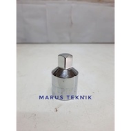 Socket Adapter 3/4F x 1/2M Wipro crv material