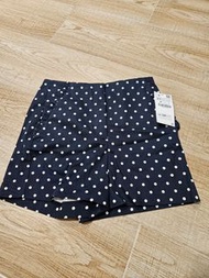 Zara 深藍色白波點短褲