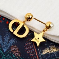 【JADI@R 珍珠字母耳釘】Dior風格珍珠字母耳環 時尚百搭氣質飾品