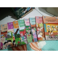 Class 2 thematic book (K13)