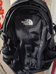 The North Face 27L HOT SHOT 背囊
