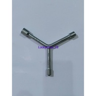 Short Y-shaped socket wrench size: 10-11-13