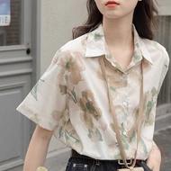 Hong Kong Inspired Retro Floral Shirt - Loose Collar Design for Warm Weather
