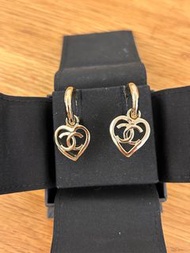 Chanel Earrings 愛心耳環 22P 香奈兒