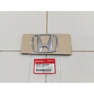 Original rear trunk H logo emblem for honda hrv 2015 2016 2017 2018