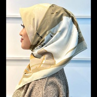 Tudung Bawal Cotton Amira Curve Bidang 45