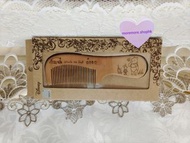 現貨💜正版授權💜 Winnie the pooh 小熊維尼 Winniethepooh 維尼 piglet 豬仔 伊唷 Eeyore 迪士尼 Disney 木梳 梳 小熊維尼梳 小熊維尼木梳 Winn