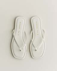 [New | แนะนำเผื่อ 2 ไซส์] Flynn - The City Sandals รองเท้าแตะหนัง เบาที่สุด ลดการดีด นิ่ม สบาย