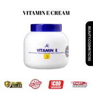 Whitening & Moisturizing Vitamin E Compact Powder