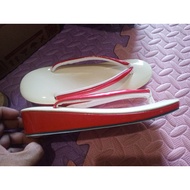 terompah kayu Japan selipar