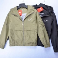 外國預訂 2色選 Nike logo 户外機能防水風褸外套