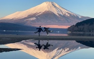 Mount Fuji's top six Instagrammable spots one-day tour: Lake Yamanaka & Nikawa Tokei Shop & Arakura 