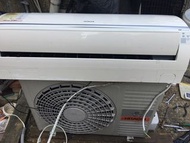 Hitachi  日立變頻式冷氣機1 匹連遙控器運作正常室內機需自行清潔西貢區取