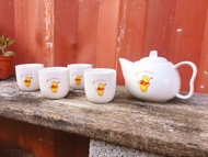 （二手）小熊維尼茶組 迪士尼 茶壺 茶杯 泡茶 白色 黃色 可愛 收藏品 日式風格