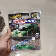 Hot Wheels Rexy Porsche 911 GT3 R (992)