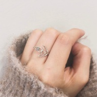 洄游__純銀 手工 編織 人魚 鏤空 設計 天然石 戒指 藍色 磷灰石