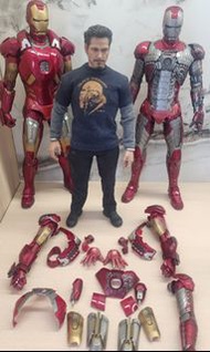 MMS185 IRON MAN  MARK V VII TONY STARK