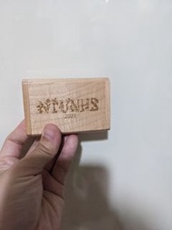 木製質感磁吸隨身碟