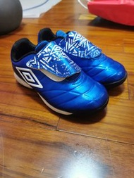 Umbro 藍色小童 男童足球鞋 16cm