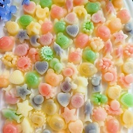 1Kg wax candy Beeswax candy filled with fragrant wild fruit - fruit flavored wax candy