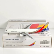 JC Wing 1: 400 XX40687 Hanya Air Cargo Aircraft B767-300F HL7507 Alloy Aircraft Model
