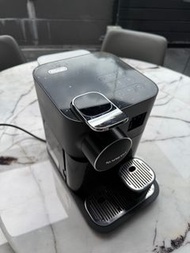 Nespresso Coffee 雀巢咖啡機
