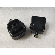 Mitsubishi L 300 Diesel L 038 Transmission Mounting Versneling Mount