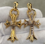 Chrome Hearts 黃金十字架耳環 鑲鑽