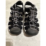 【全新 ‧ 正貨】KEEN  護趾水陸涼鞋 / 灰黑色（24碼）