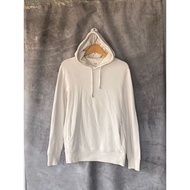 Uniqlo Hoodie ((CODE 8138))