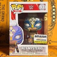 Funko Pop WWE - Mysterio GITDREY (Glow in The Dark) 93 | Amazon Amazon Amazon