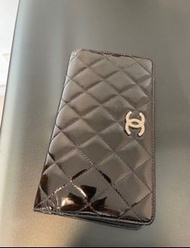 Chanel 漆皮銀包