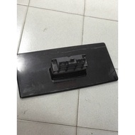 Samsung LA32B350F1 TV Stand