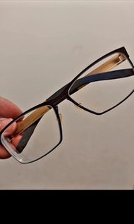 德國 Markus T T2 跟ic berlin 一樣輕 黑金 眼鏡 原價27000 無盒 鼻墊換新了