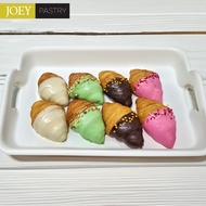 {JOEY Dessert Platter} Assorted Mini Croissants | Box of 8s