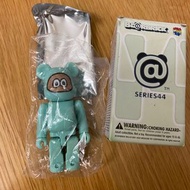 Bearbrick 100% Series 44 Cute Tanukin Friends Yumemi Nemu / Series 46 Basic 灰色 (有盒有卡)