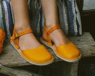 涼鞋、皮革涼鞋、平底涼鞋、零足跟差涼鞋、婚禮涼鞋、赤足涼鞋