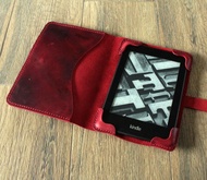 Kindle Paperwhite 12 代 2024 7 吋皮革保護殼 個人化寶石紅