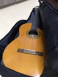 Yamaha classic guitar