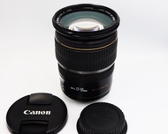 CANON EF-S 17-55mm f2.8 IS USM Lens (27-88mm) Image Stabilized ครอบคลุมมุมกว้างถึงเทเลโฟโต้จริง เนื่องจากครอบคลุมมุมรับภาพที่เทียบเท่ากับช่วงประมาณ 27 ถึง 88 มม.