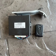 Toyota Passo Hana KGC30 Keyless ECU Set Used Japan