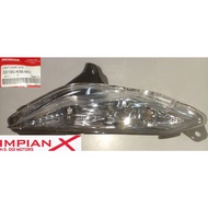 LIGHT COMP R FR (33190-K56-M01) RS150