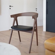 Ponny 扶手椅 | 餐椅 | 胡桃木