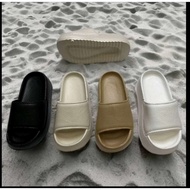 Ama Fashionable CloudStep Textured Platform Slides 6405-2