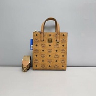 MCM 全皮印花小號tote 焦糖色 琴譜包 肩背包 斜背包