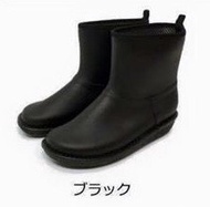【現貨/售完下架】Charming：日本製造＊輕量式！雨鞋/雨靴(尺寸：M(23.0-23.5cm)_免運。